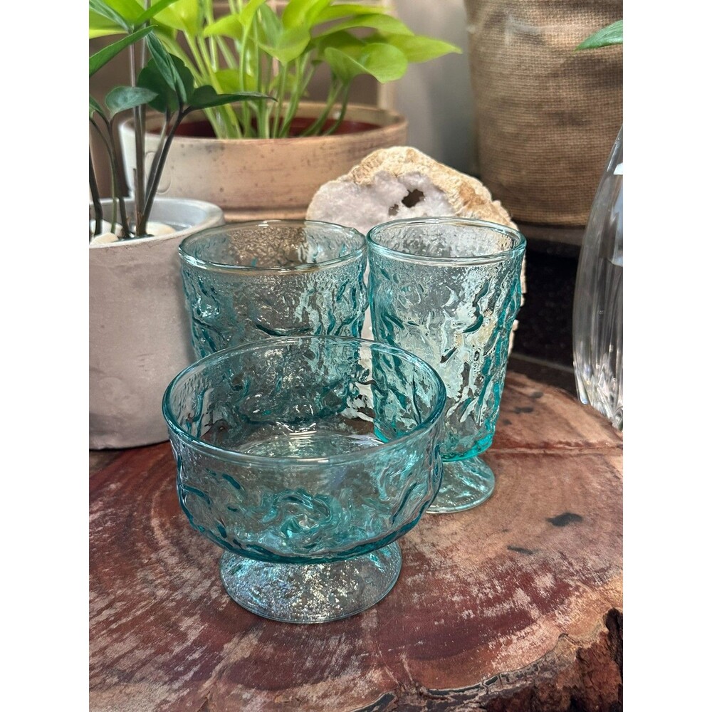 Anchor Hocking Milano Aqua 3 pc Coordinating Hostess Set Aquamarine Crinkle MCM